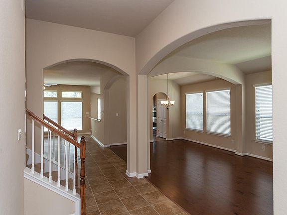 3rd image of 9614 Calmont Way