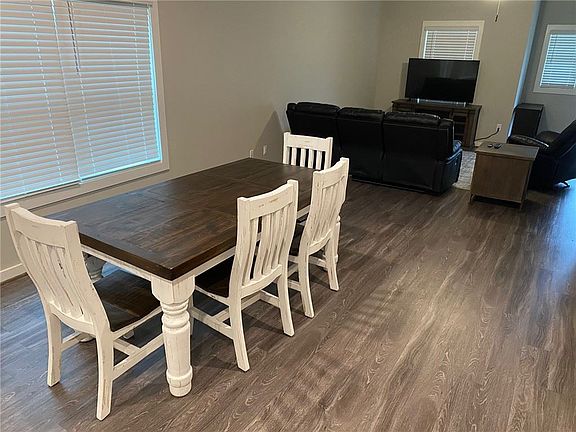 5th image of 732 Northern Village Ct #18