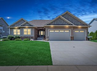 13023 Breckenridge Ln, Rogers, MN 55374