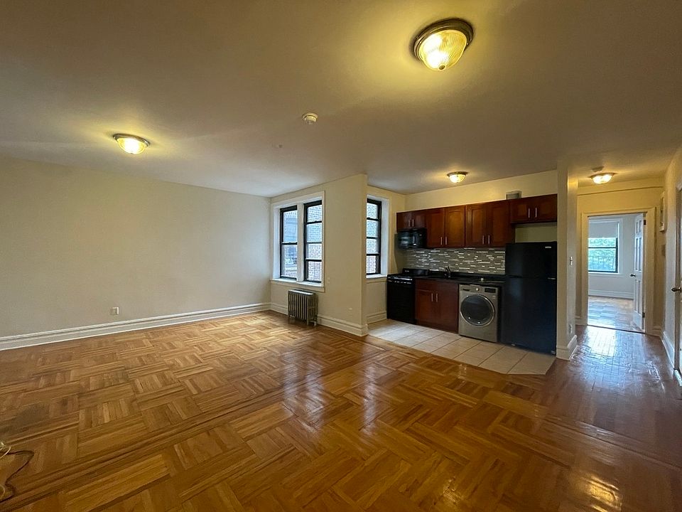 1st image of 4760 39th Pl APT 3B