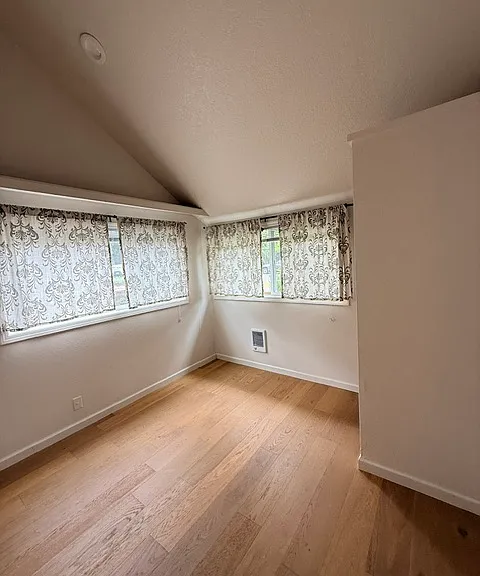 Front bedroom.
