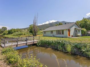 360 Belmont Rd, Talent, OR 97540