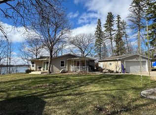 4028 Loon Lake Ct, Linden, MI 48451