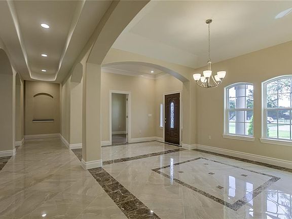 4th image of 162 Cabana Vista Dr