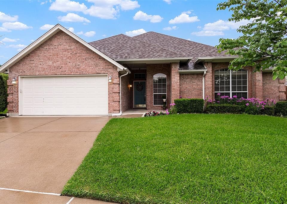 1st image of 6732 Lucas Ln