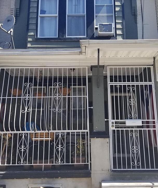1st image of 219 E Wishart St