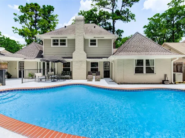 11715 Cypresswood Dr, Houston, TX 77070