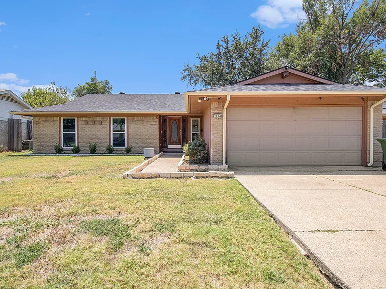 1014 Terrace Trl — Photo 2