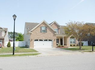 504 Hanbury Rd W, Chesapeake, VA 23322