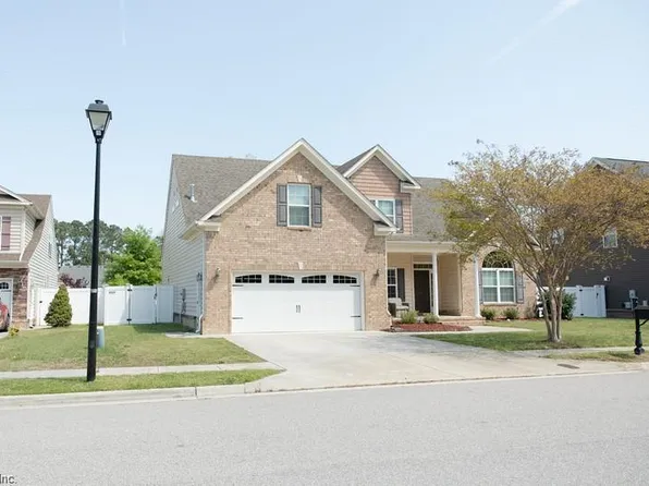 504 Hanbury Rd W, Chesapeake, VA 23322