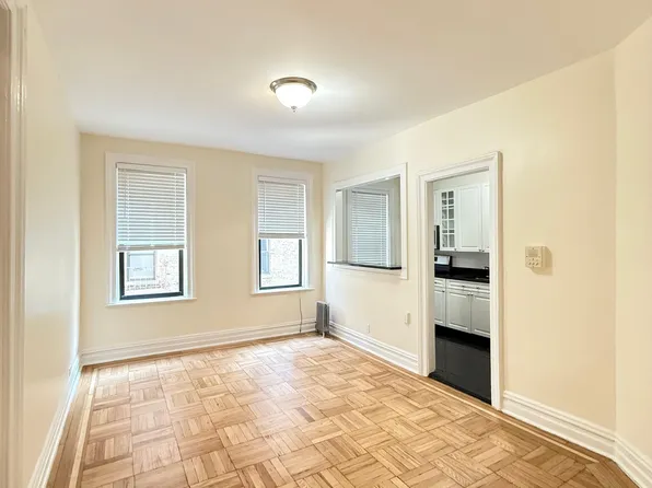 241 Central Park North image 1 of 5