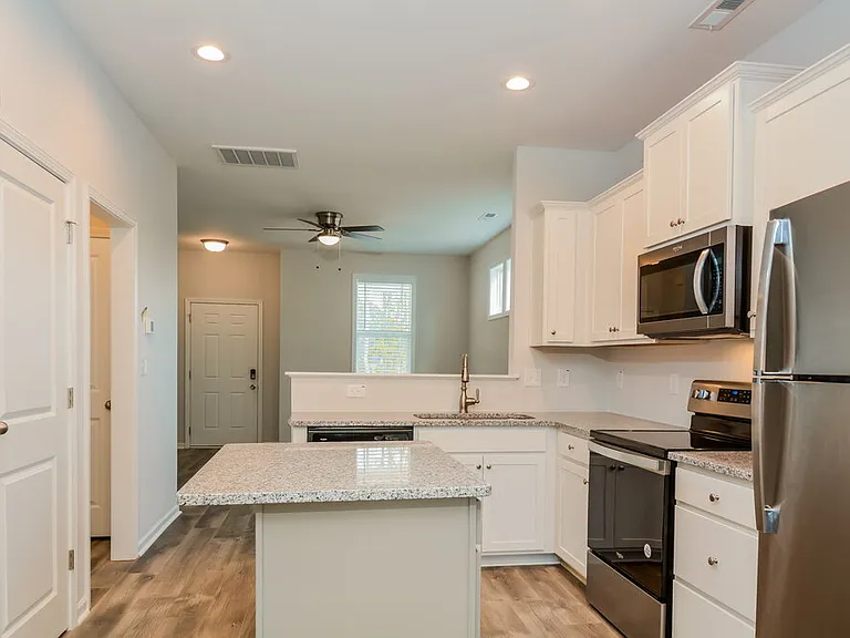 66 Rosemary St — Photo 8