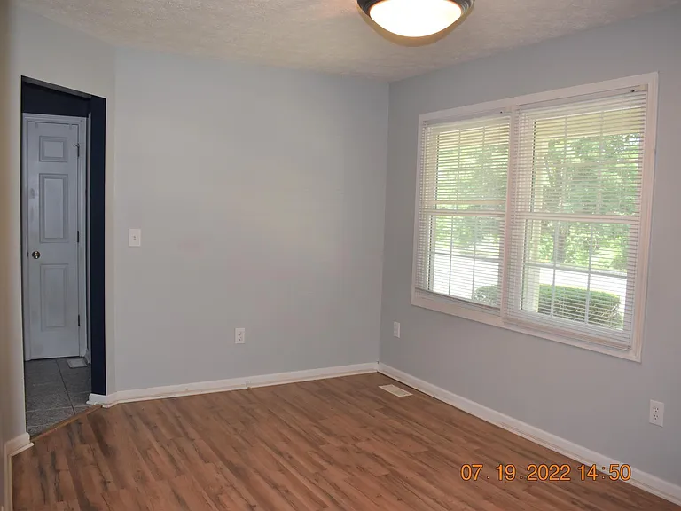 325 E Fall Creek Parkway South Dr — Photo 7