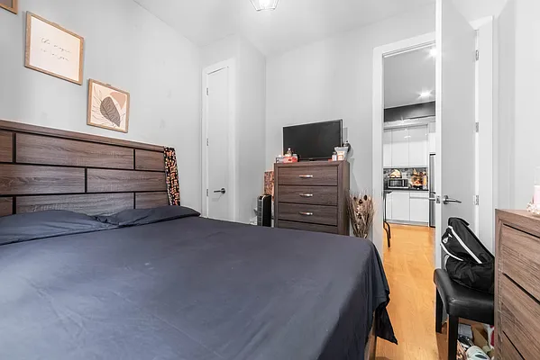 Rented by Joel Scharf, LREB | media 18
