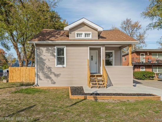 292 W Marshall St, Ferndale, MI 48220
