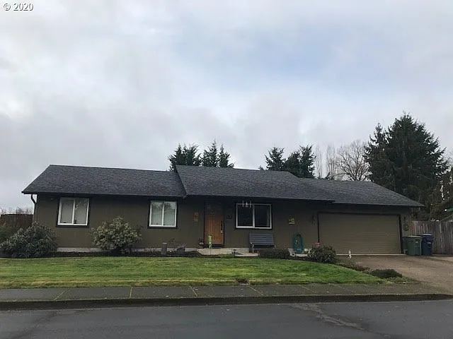 1094 Cole Way photo 1