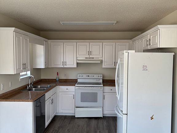 4th image of 6703 White Tail Dr