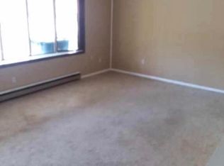 301 E Benedict St, Valier, IL 62891