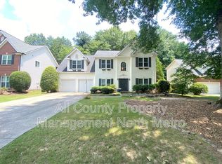 10915 Kimball Crest Dr, Alpharetta, GA 30022