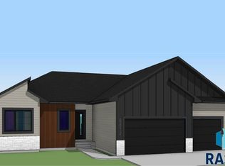 6812 E Gallant Cir, Sioux Falls, SD 57110
