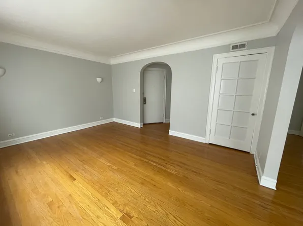 1619 W Lunt Ave #1B, Chicago, IL 60626