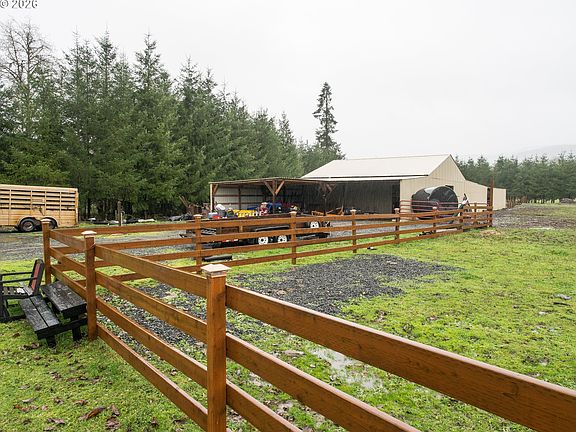 4th image of 42726 Mullenbach Ln