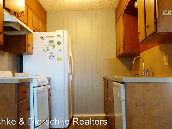 5th image of 1707 Catalina Dr