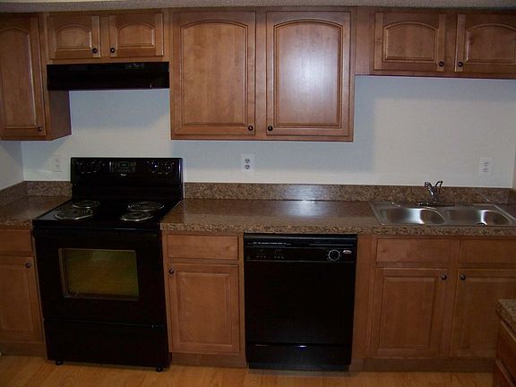 New Range & Dishwasher