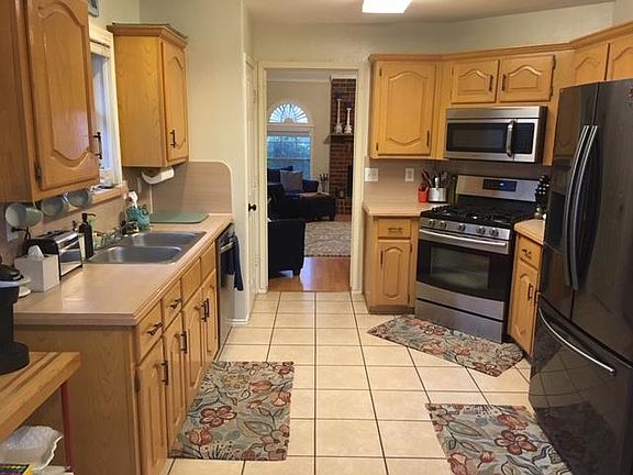 Large Open Kitchen, New Appliances (Tenant to bring their own Refrigerator)