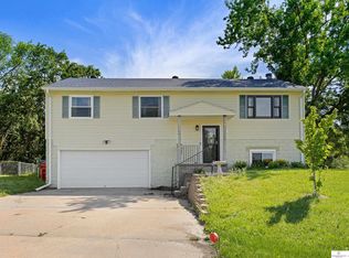 2115 Rock Bluff Rd, Plattsmouth, NE 68048