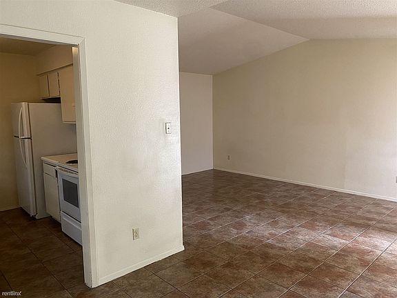 5th image of 1501 S Dexter Dr