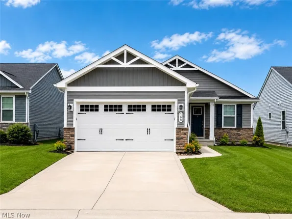 168 Eagle Cir, Amherst, OH 44001