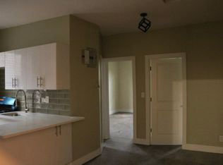 955 E 222nd St, Bronx, NY 10469