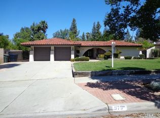 975 Le Conte Dr, Riverside, CA 92507