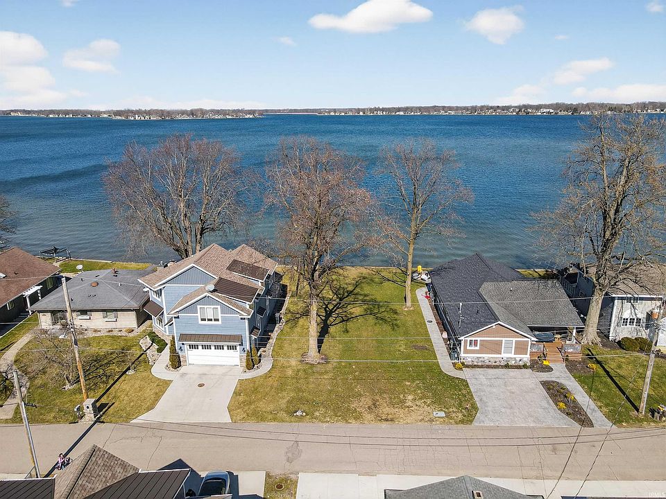 1st image of E Highland View Dr