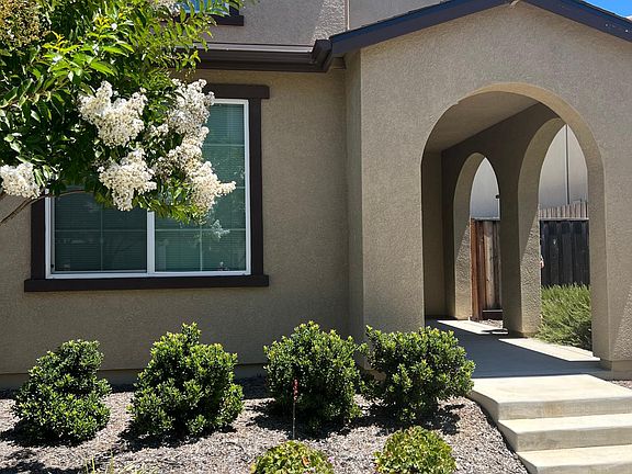 2nd image of 141 Heartland Dr