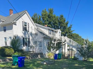 31 Chestnut St APT 2, Attleboro, MA 02703