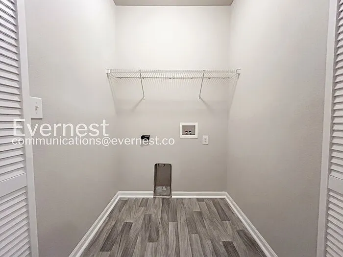 3917 Cannonsgate Ln — Photo 9