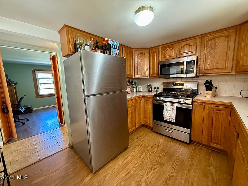 3rd image of 10 Nolan Road