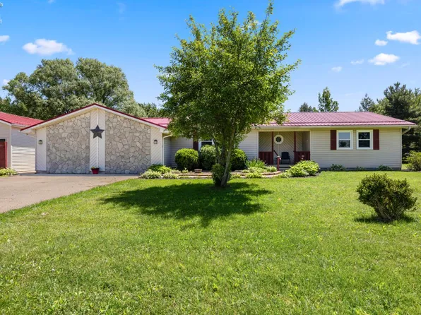 24475 Smith Rd, Wellington, OH 44090