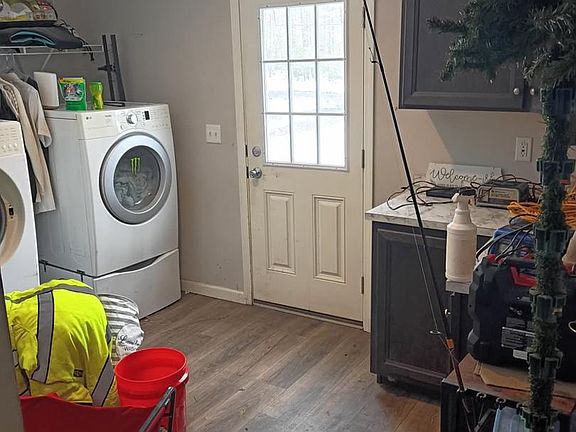 4th image of 19416 Hummingbird Rd