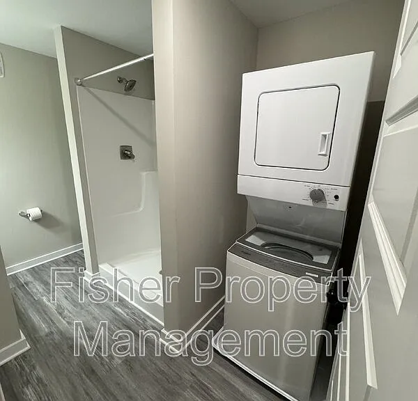615 Albemarle St #C — Photo 9
