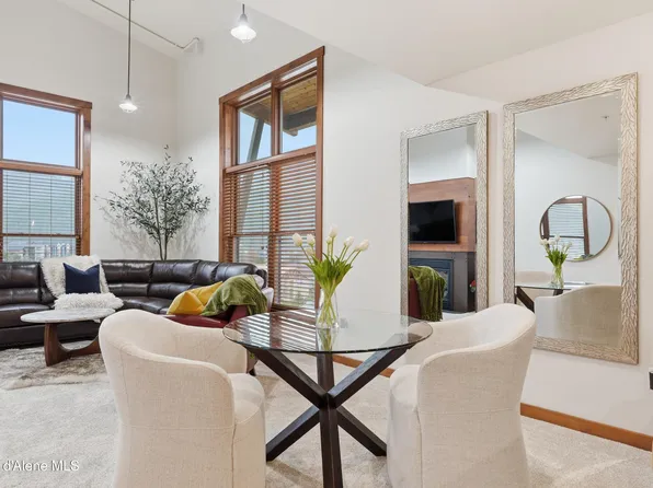 834 McKinley Ave #404, Kellogg, ID 83837