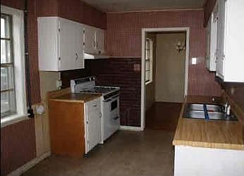 2nd image of 93 Sabine Dr