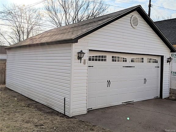 2nd image of 519 Knowles St