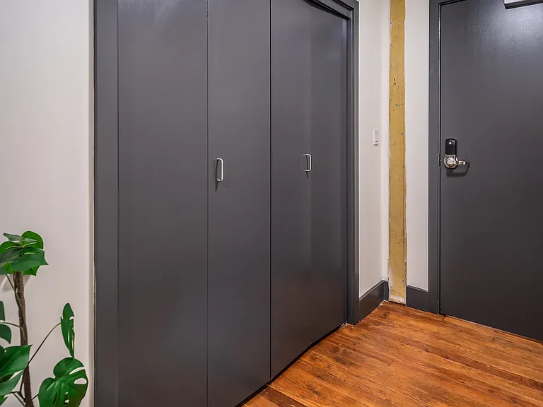 Thirty60 Lofts — Photo 21