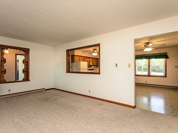 3rd image of 2434 Danville Hwy