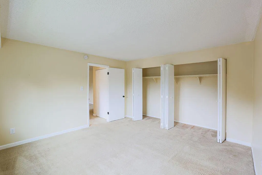 1 bed, 882 sqft, $1,400 — Photo 4