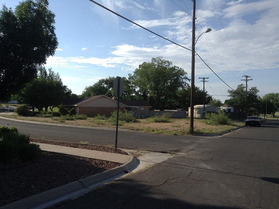 1st image of 2714 Highland Rd