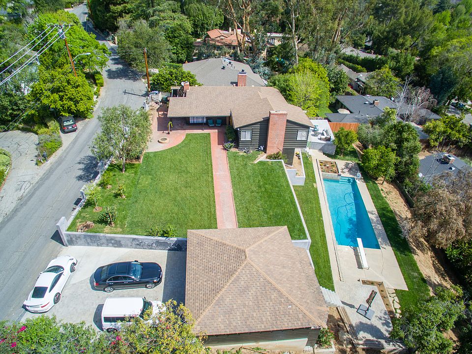 1st image of 1430 Arroyo View Dr